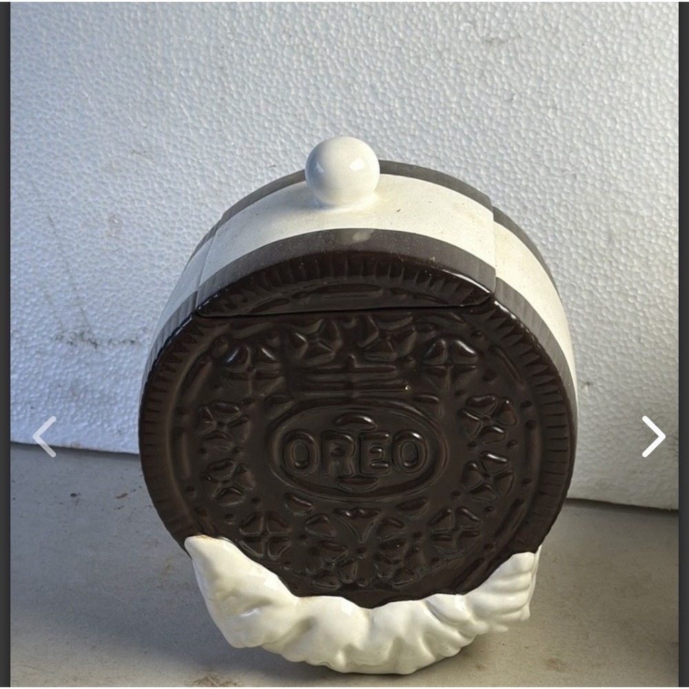 Vintage Nabisco Oreo Ceramic Cookie Jar, "Milksplash" Design